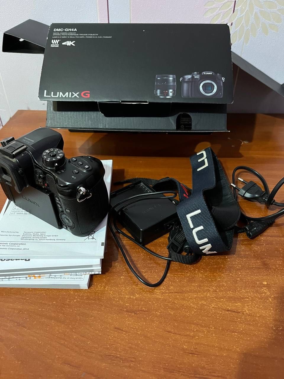 Продам Panasonic Lumix gh4 body