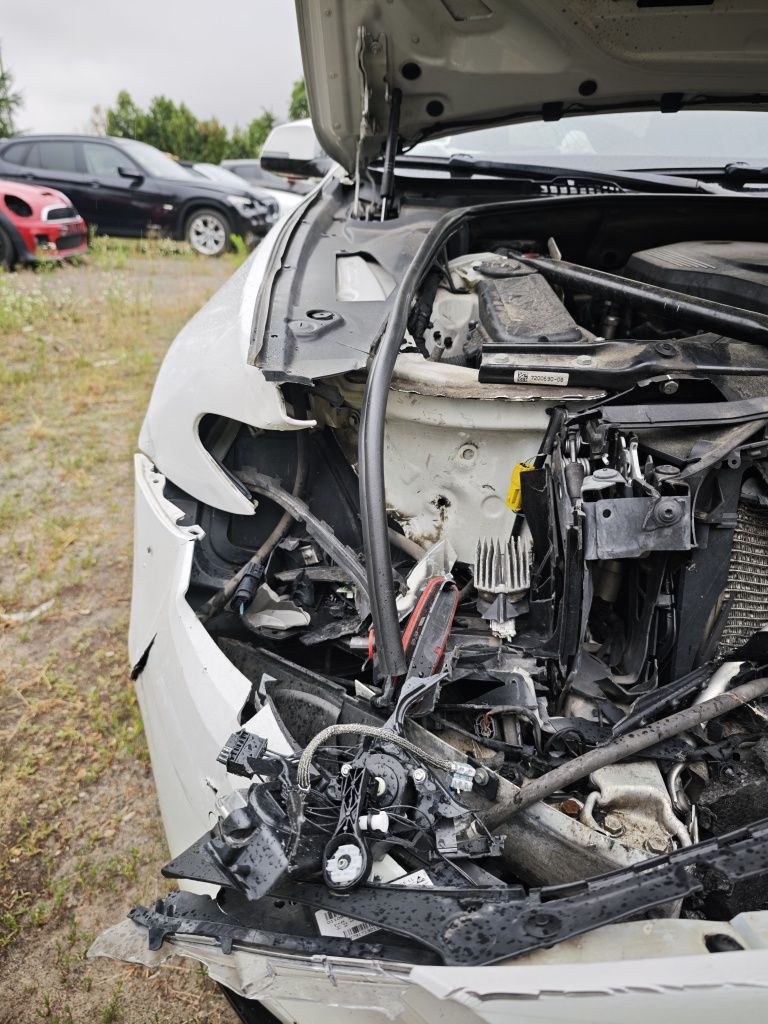 BMW F10 520D, salon polska