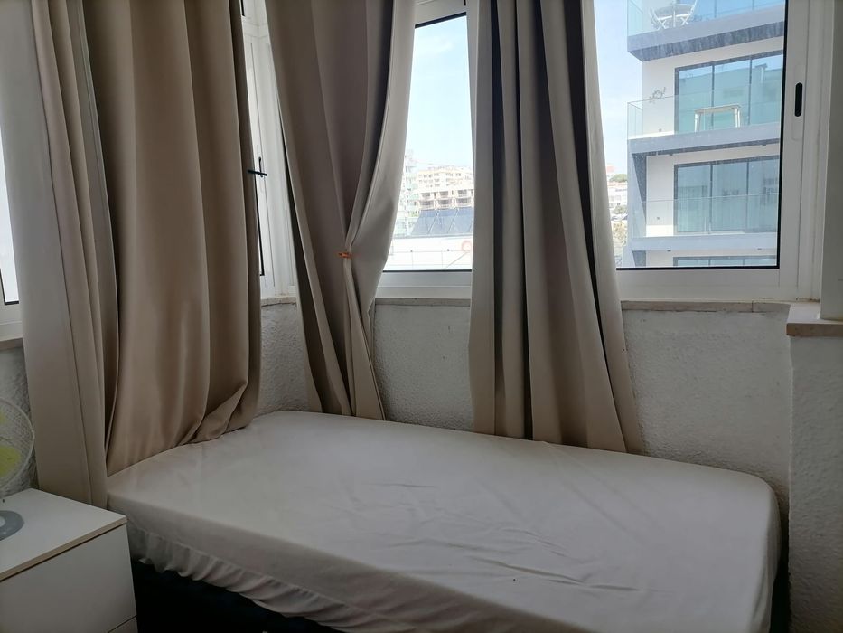 Quarto para alugar em Quarteira