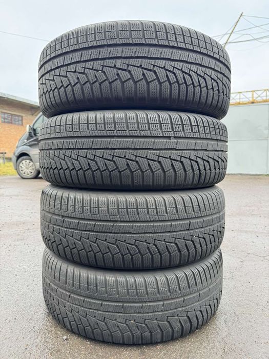 Зимові шини Hankoom 235/65 R17