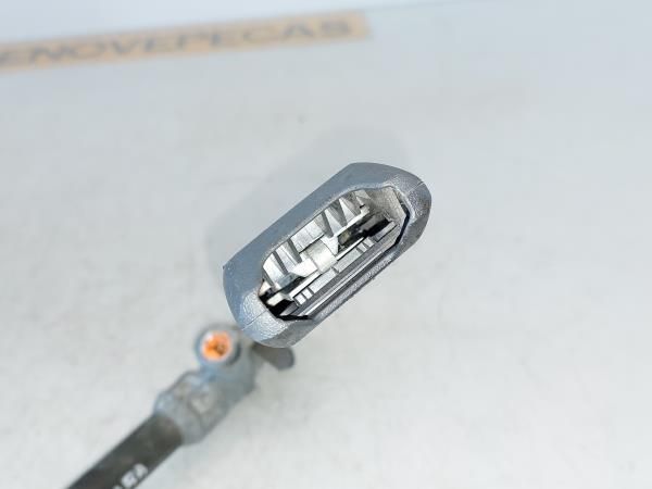 Encaixe de cinto frente direito RENAULT Megane II (BM0/1_, CM0/1_)