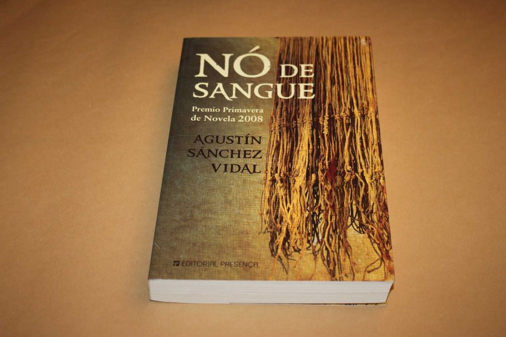 Nó de Sangue // Agustín Sánchez Vidal