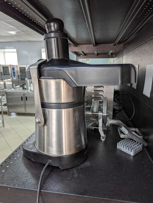 Соковыжималка универсальная Bartscher JC900, б/у