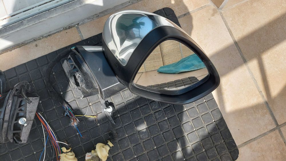 Lusterka boczne Citroen DS4 11-15 oryginalne Europa uszkodzone