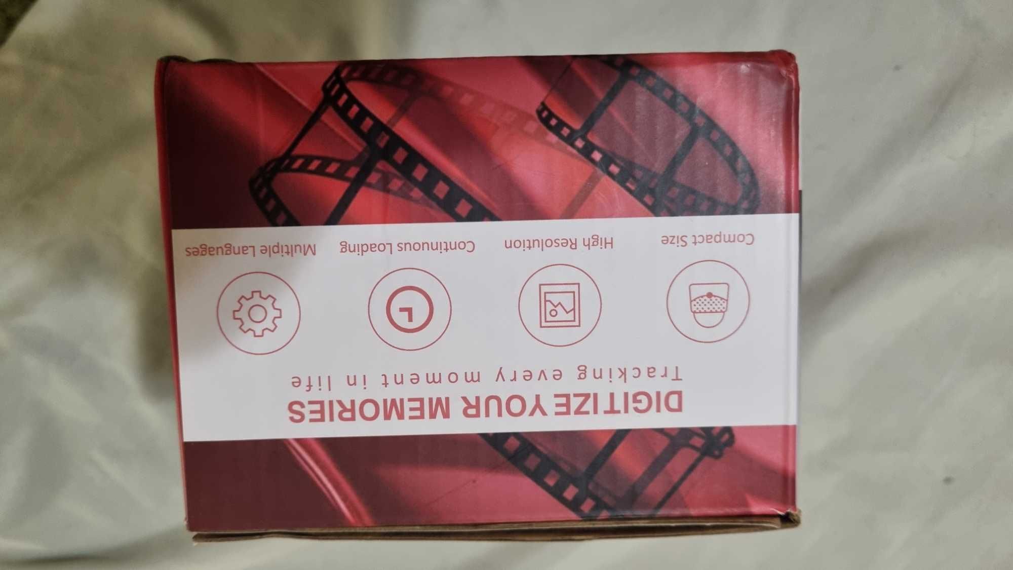 Portable film scanner