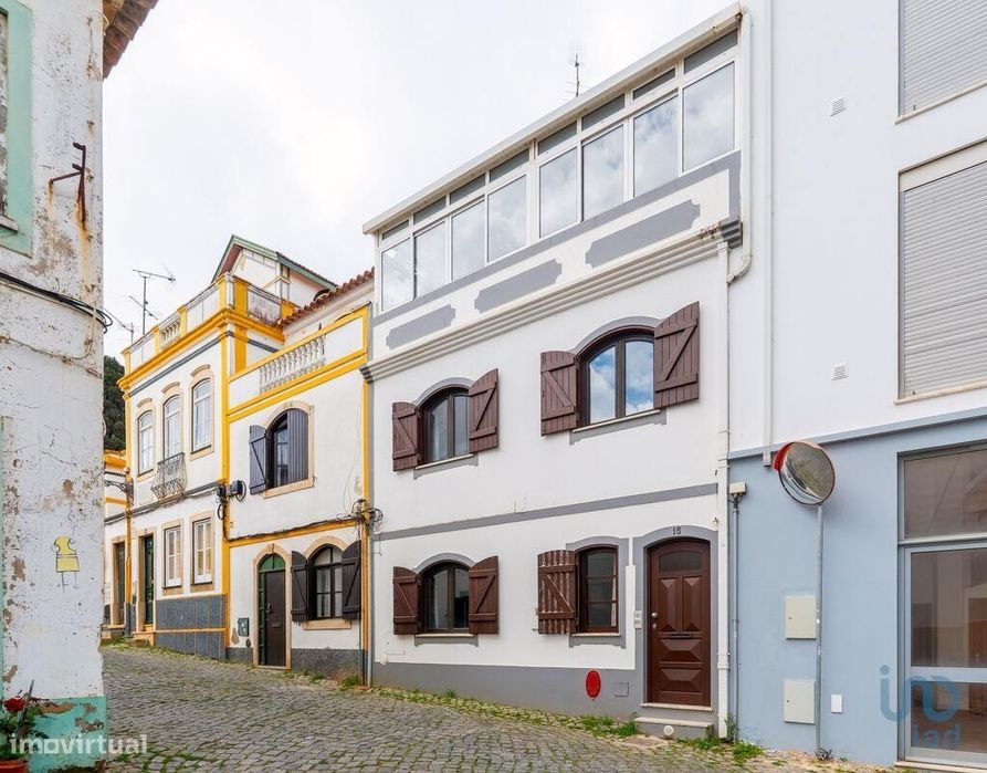 Casa de Cidade T5 em São Gonçalo De Lagos de 127,00 m2