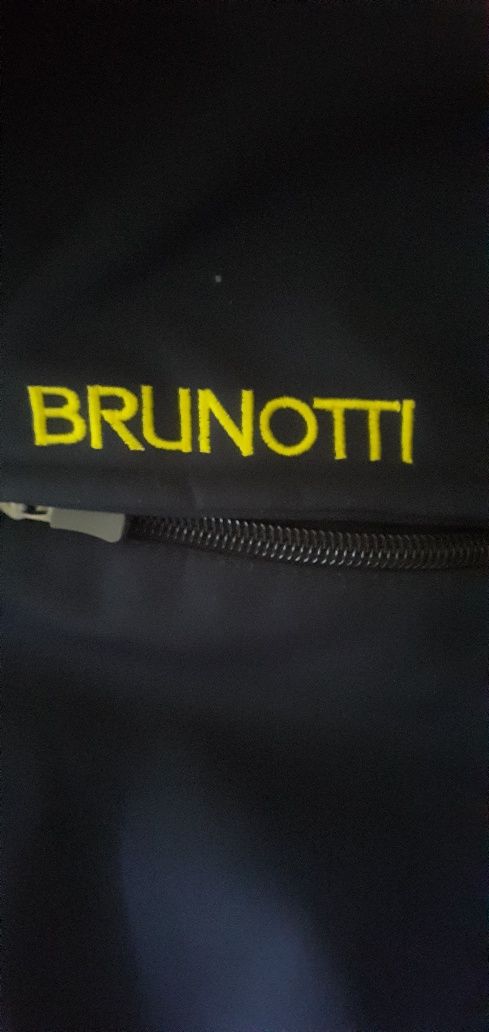 Куртка мужская,фирма Brunotti