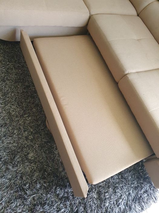 Naroznik JAK NOWY z funkcją spania i schowkiem, regulowane zaglowki pu