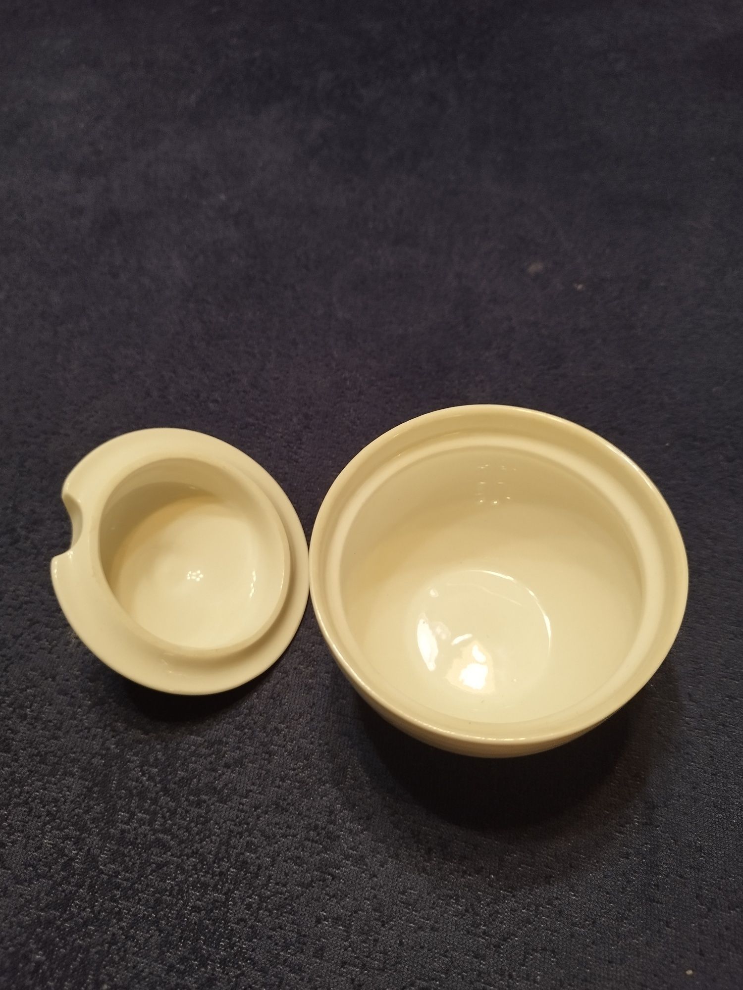 Cukiermiczka z białej porcelany z Home & You