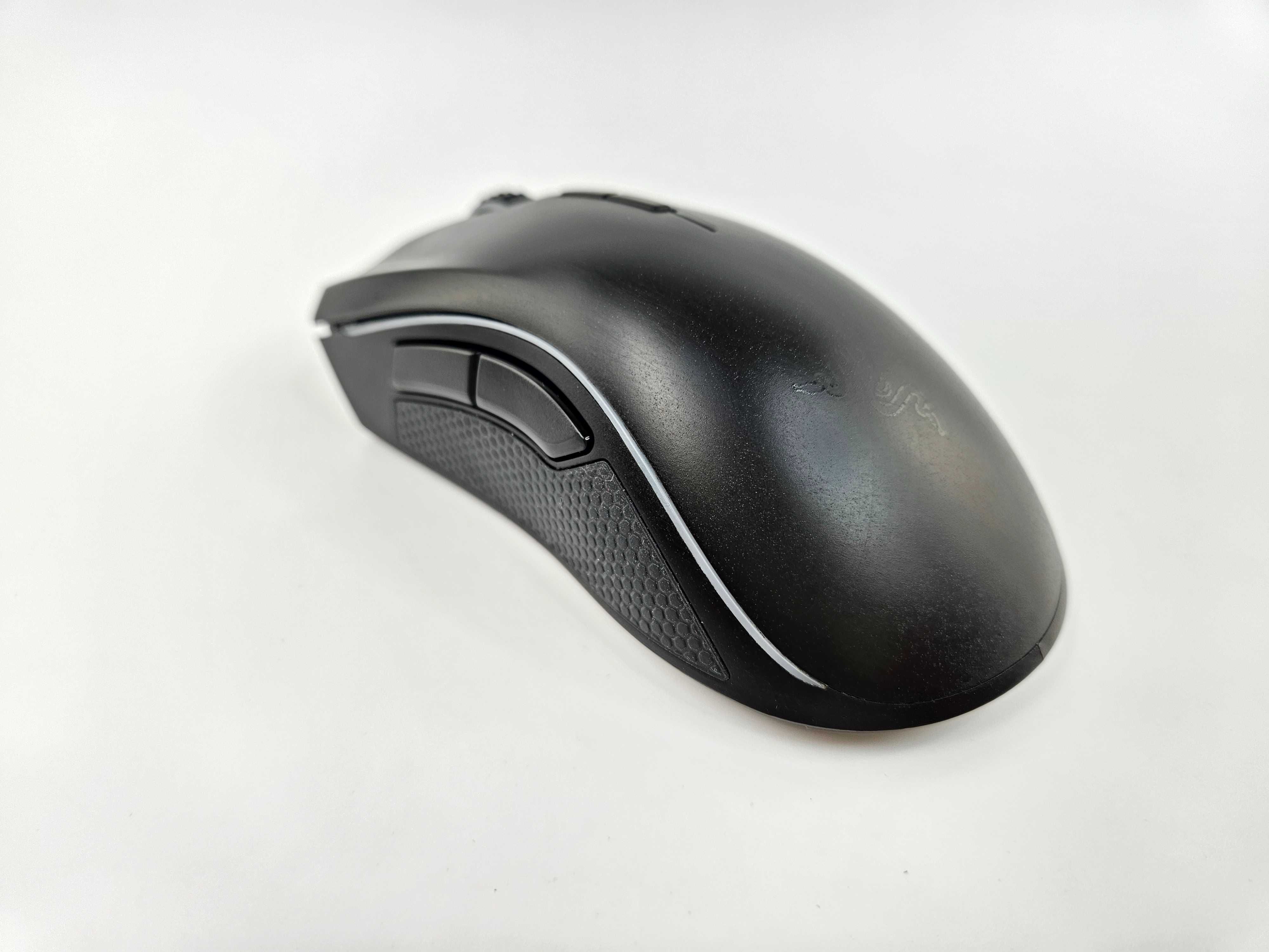Бездротова мишка Razer Mamba з докстанцією 16000 dpi