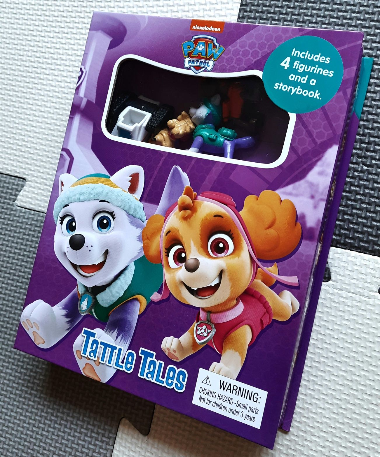 NOWA Paw Patrol Tattle Tales Skye książeczka z figurkami po angielsku