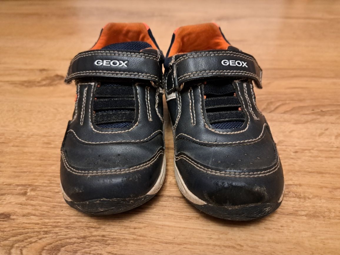 Buty chłopięce Geox r. 25