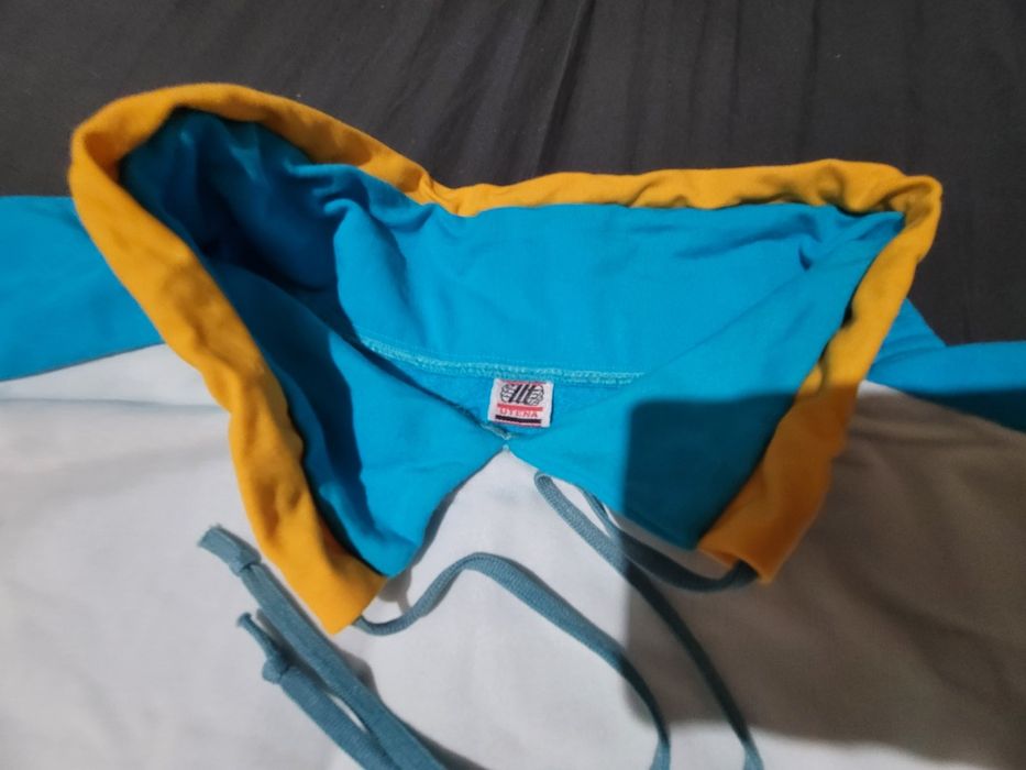 Вінтажна вітровка / кофта Utena Vintage