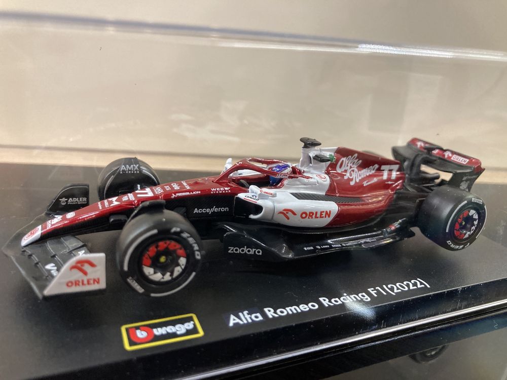 Alfa Romeo F1 Team Valtteri Bottas  Orlen 2022 1/43 Burago