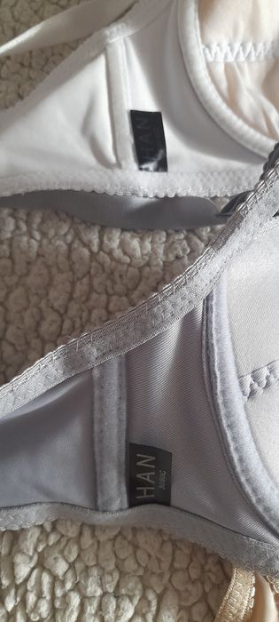 Biustonosze 4 sztuki