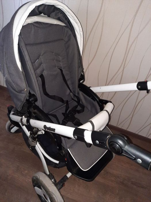 Коляска 2 в 1 , зима - лето