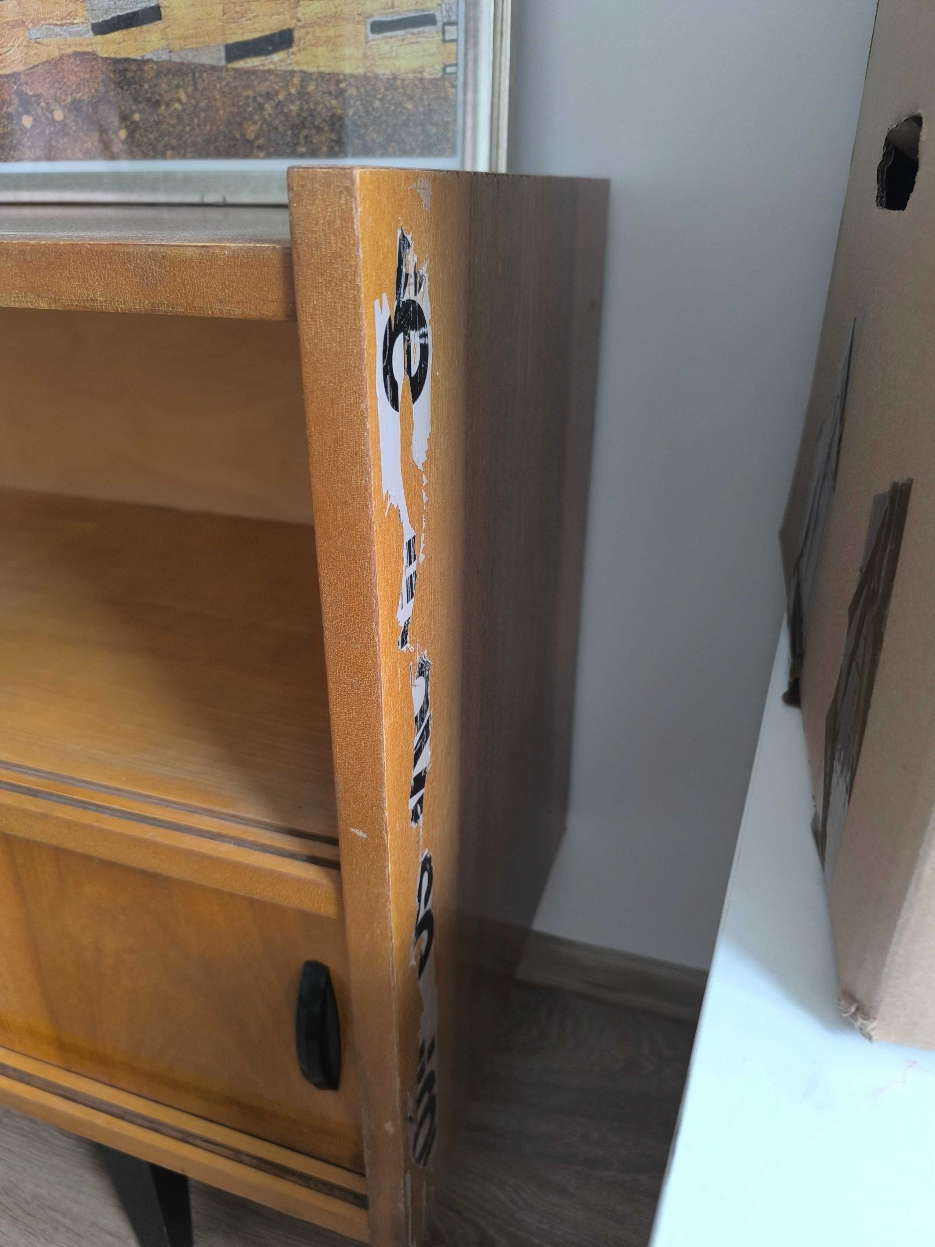Witryna z 1964 roku.