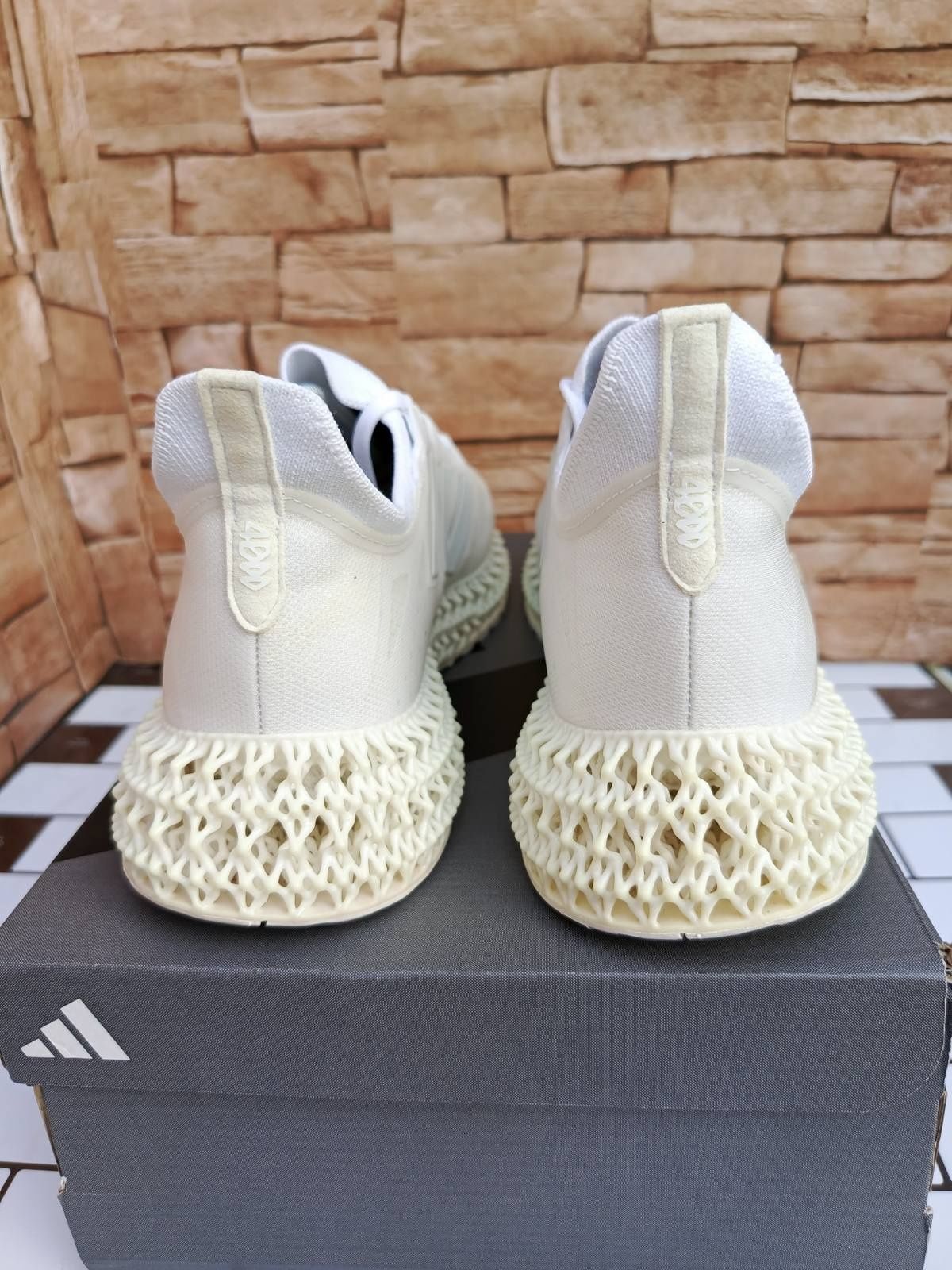 Кросівки adidas (44р.28 см)