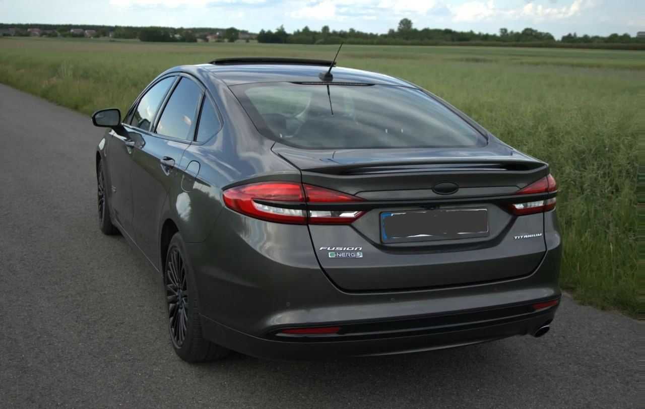 Ford Fusion Plug-in Hybrid 2019 року