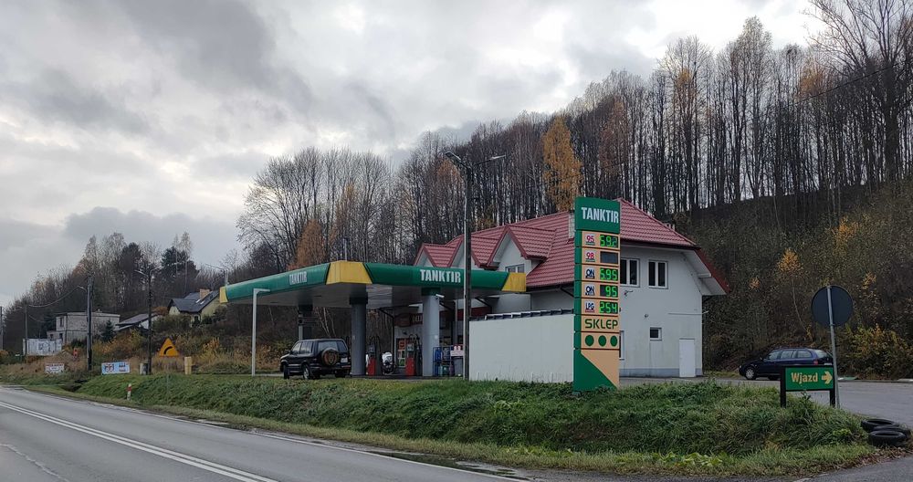 Sprzedam stację benzynową wraz z myjnią bezdotykową