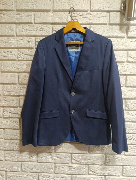 Шкільний костюм 10- 11 років