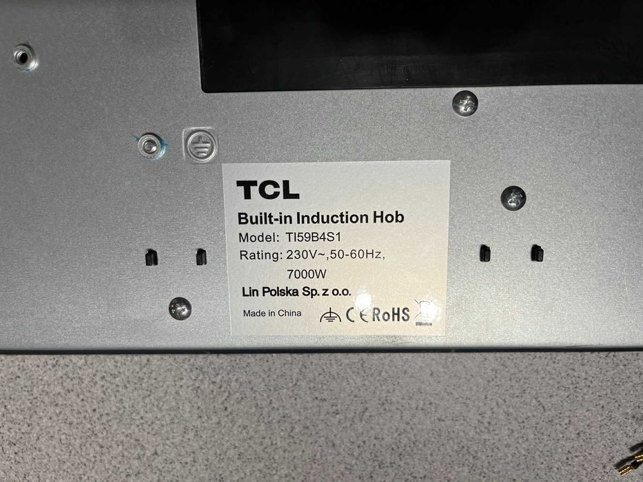 Płyta indukcyjna TCL TI59B4S1 – uszkodzona, do naprawy lub na części