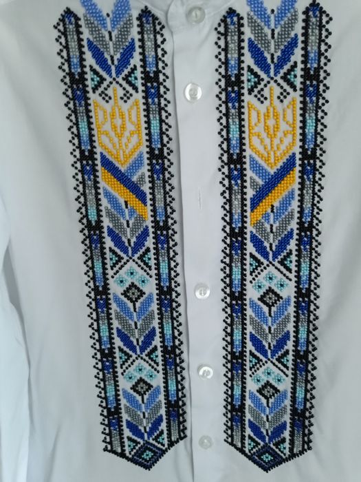 Дитяча вишиванка на 9-10 років
