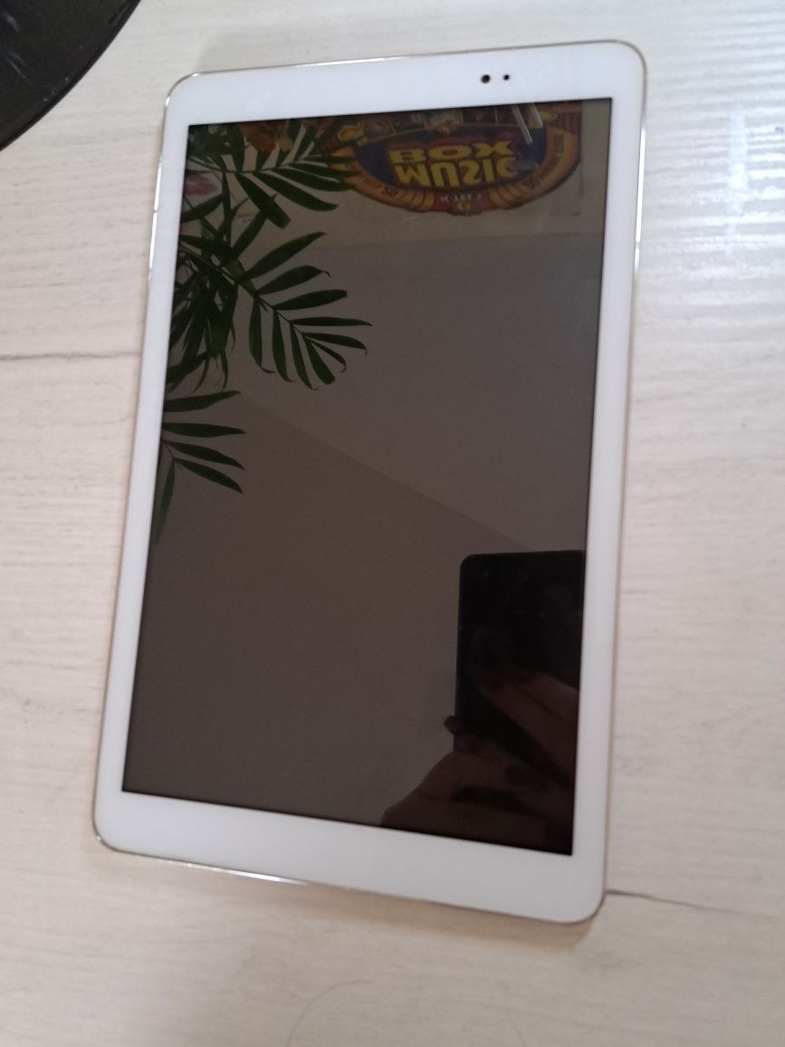 Tablet Huawei mediapad T1 10 model T1-A21w