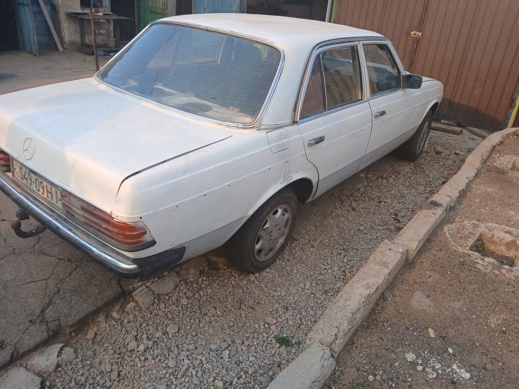 Продам мерседес бенз 123