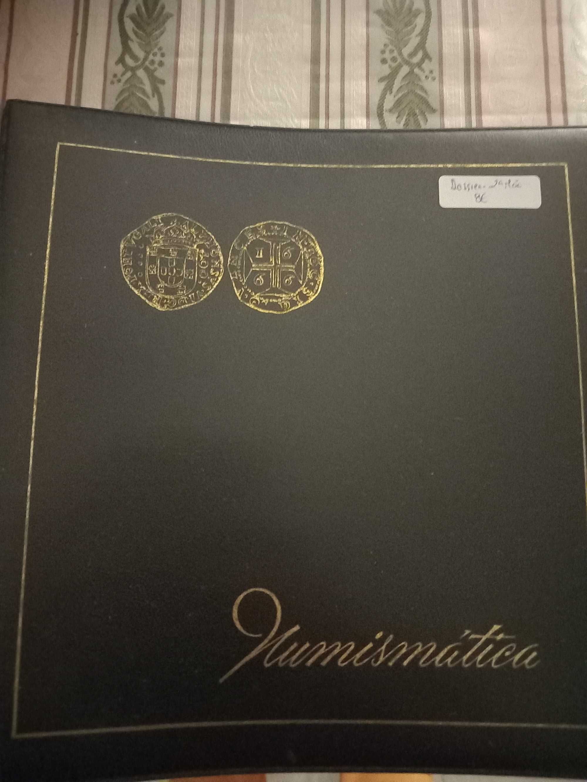 Folhas plásticas, alvéolos e album para moedas - 2a mão e novos