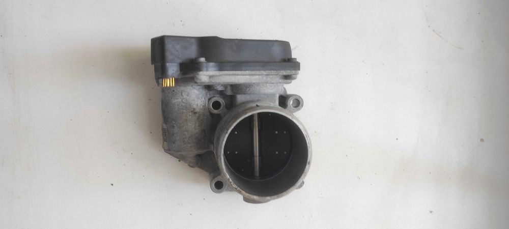 Дроссель дросельна заслонка 2.0TSI VW Audi Seat  Skoda Passat