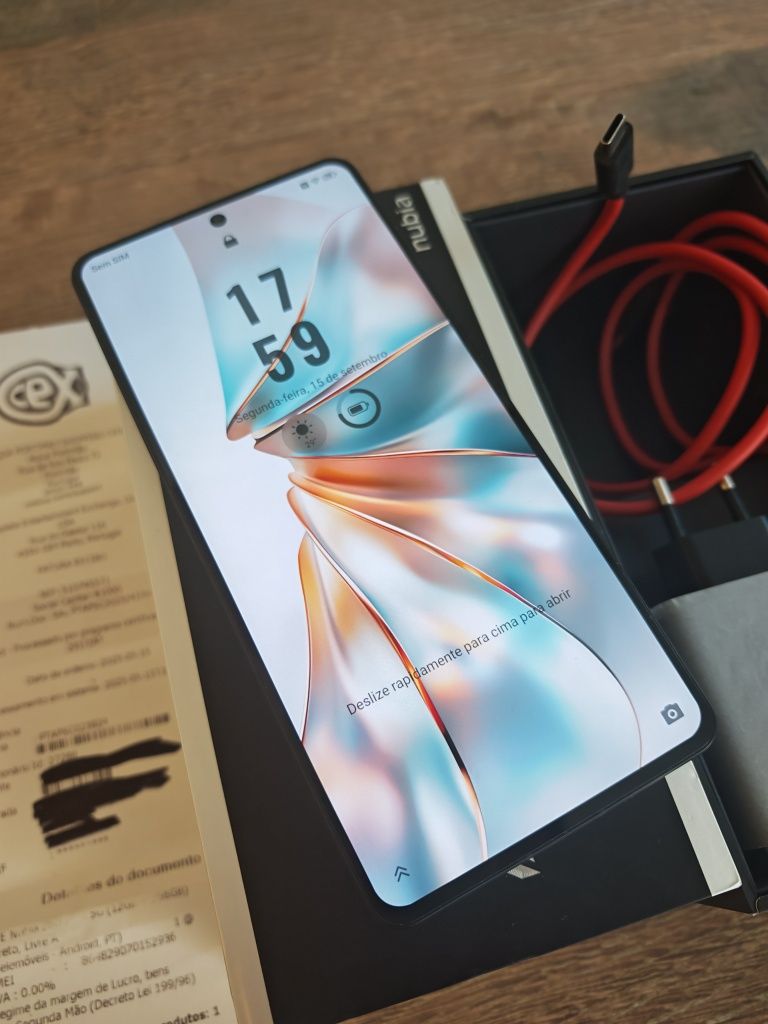 Nubia Z60S Pro 6.8" 12GB/256GB Dual Sim Preto C/Garantia Em bom estado