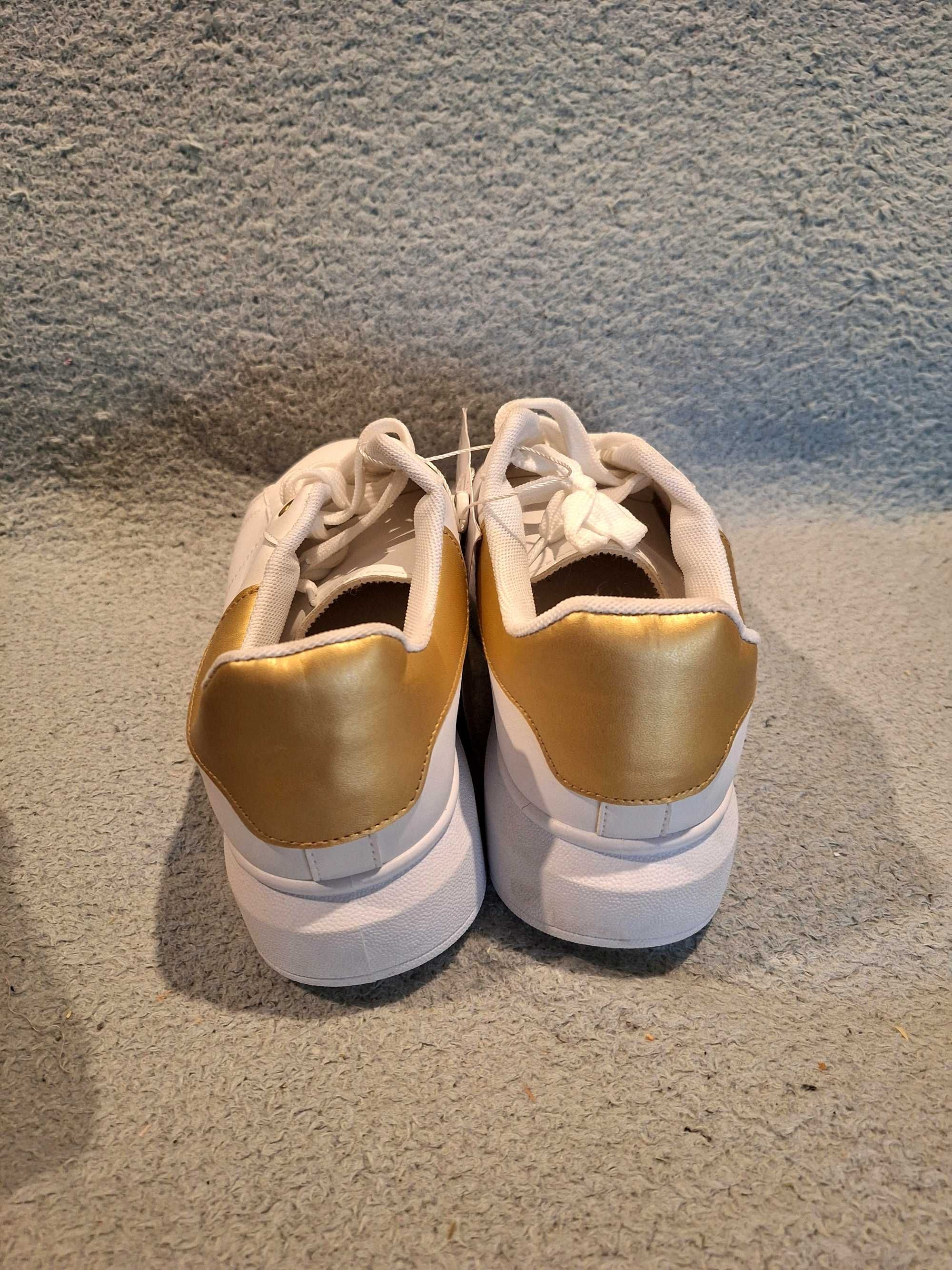 Sneakersy białe nowe z metką damskie ze złotym zapiętkiem LOFT