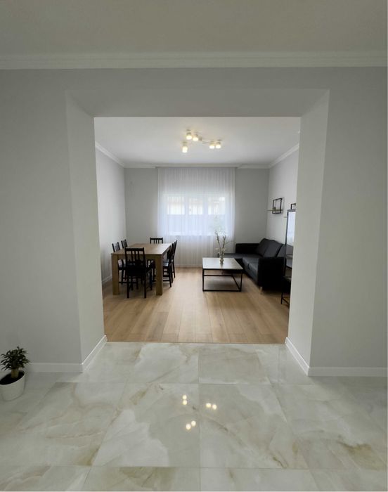 Продається  новий будинок-американка р-он Краснодонців