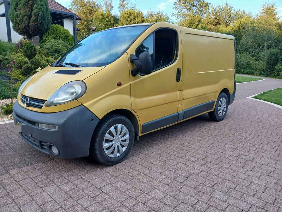 Opel Vivaro 1.9 CDTI 8 lat u jednego właściciela