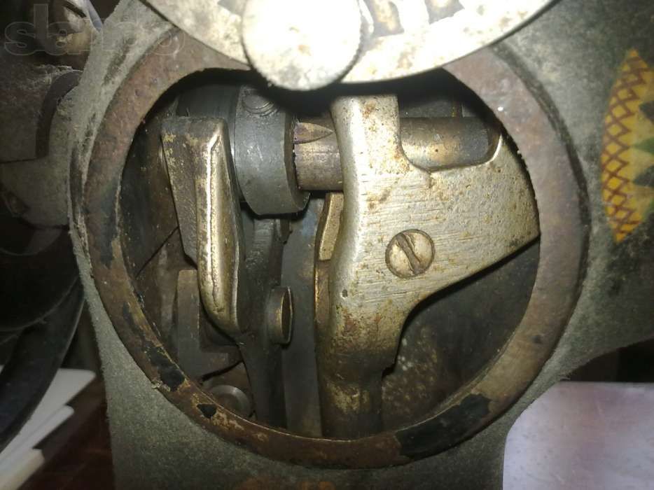 Швейная машинка SINGER