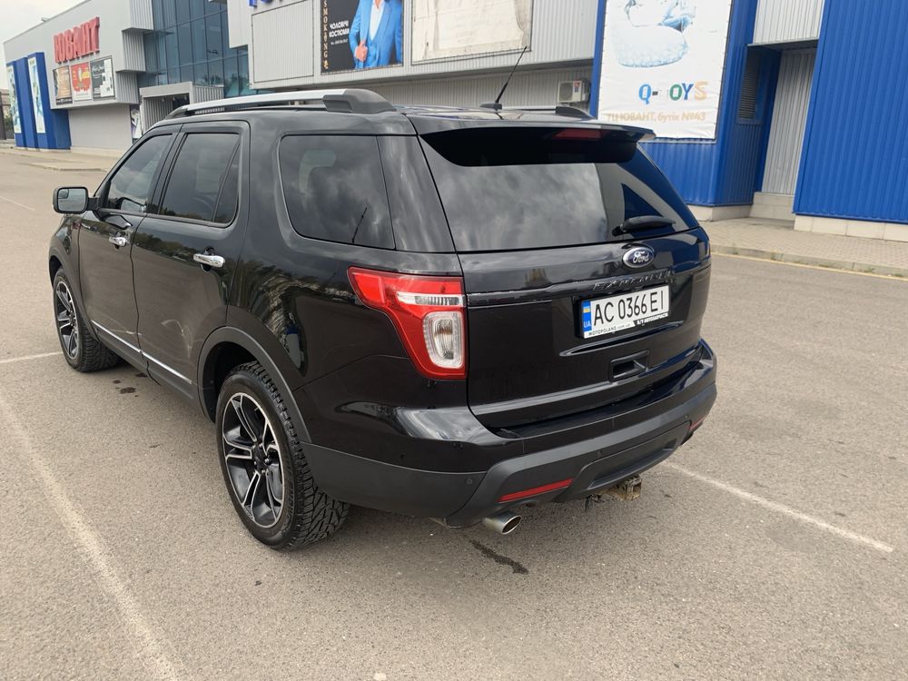 Продам Ford Explorer XLT 2012рік 3.5 бензин