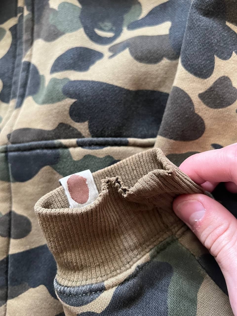 Кофта Bape.                              ,