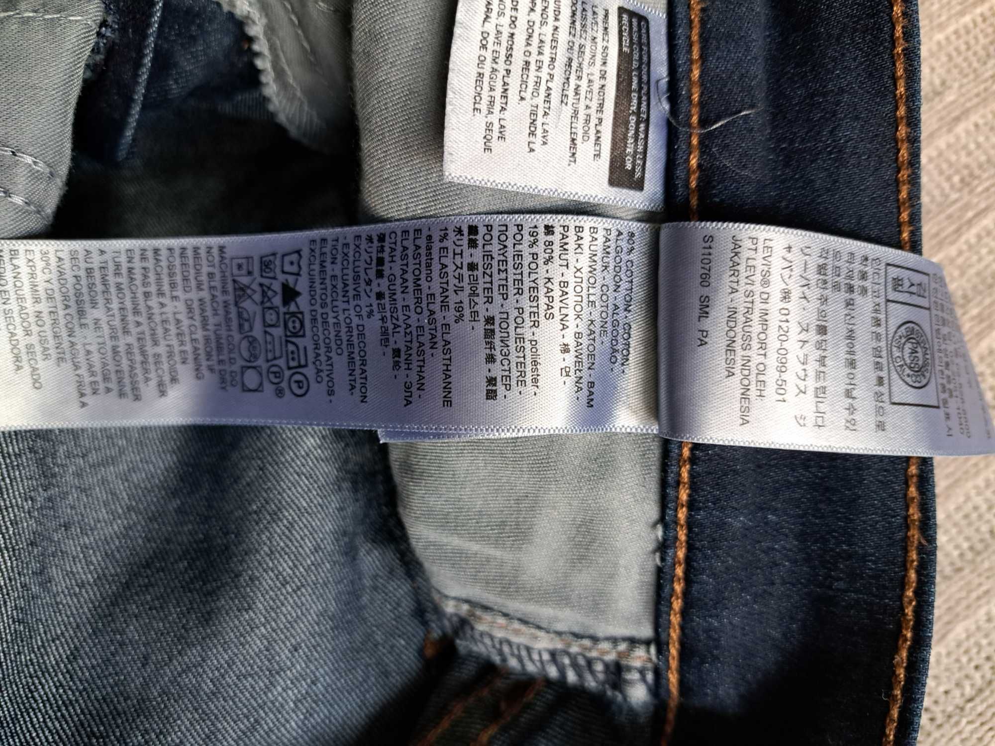 Levi's jeansy 314 prosta nogawka rozm. 26