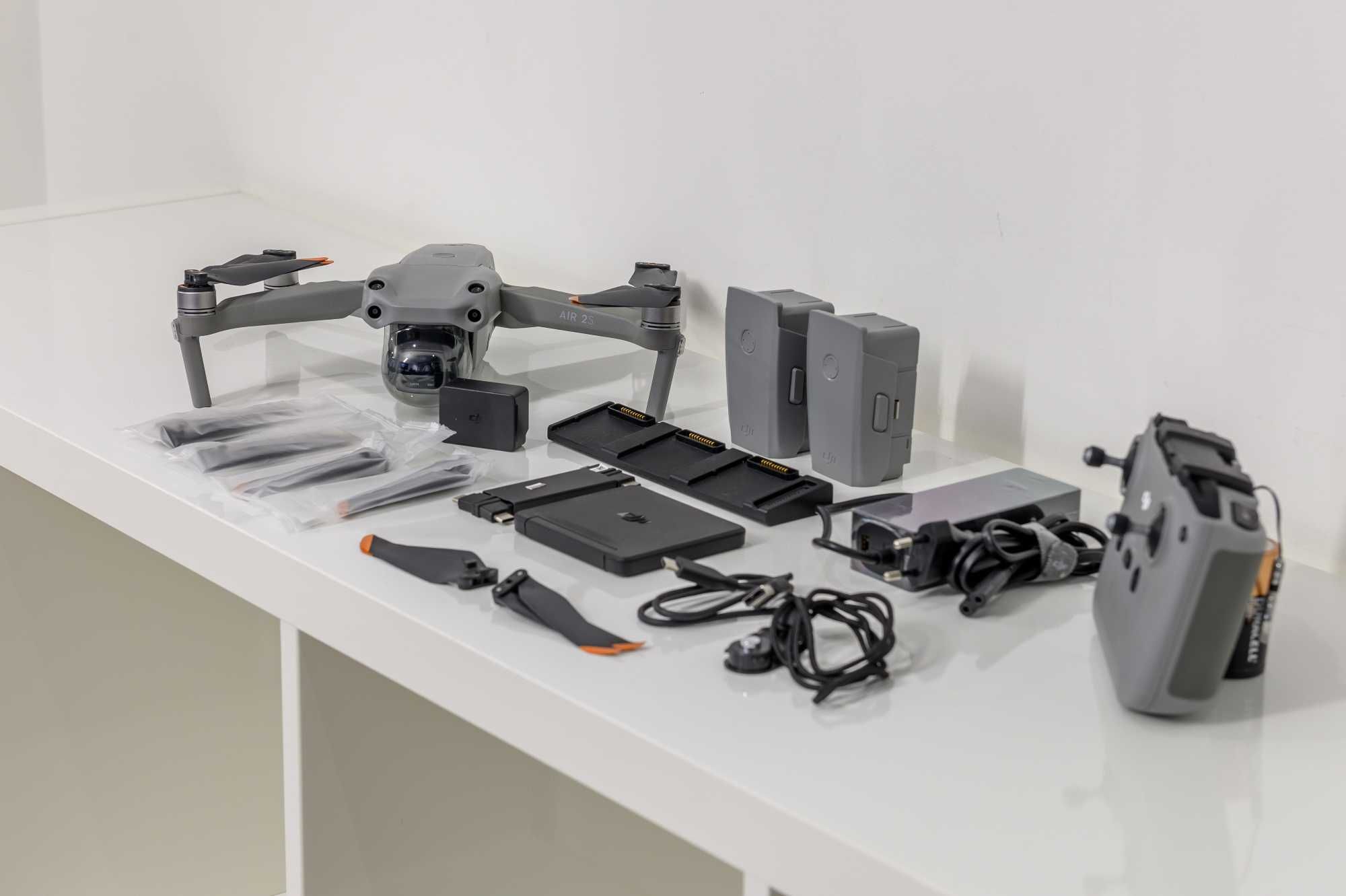 DJI Air 2S Combo com Acessórios Originais + Mala Rígida
