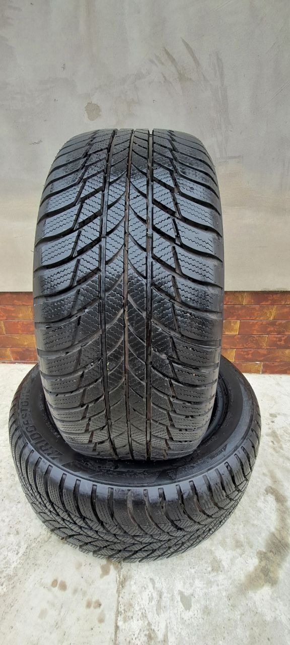 Продам резину BRIDGESTONE 225/50 r17