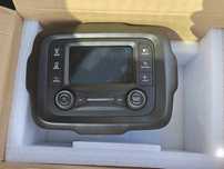 Nowe radio Uconnect 2DIN fiat/jeep/ model 520 5cali
