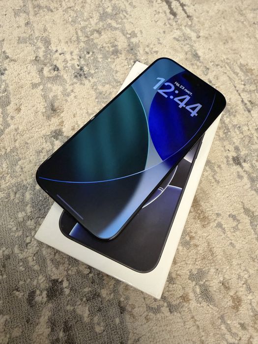 iPhone 16 Pro Max 256GB (Black Titanium)