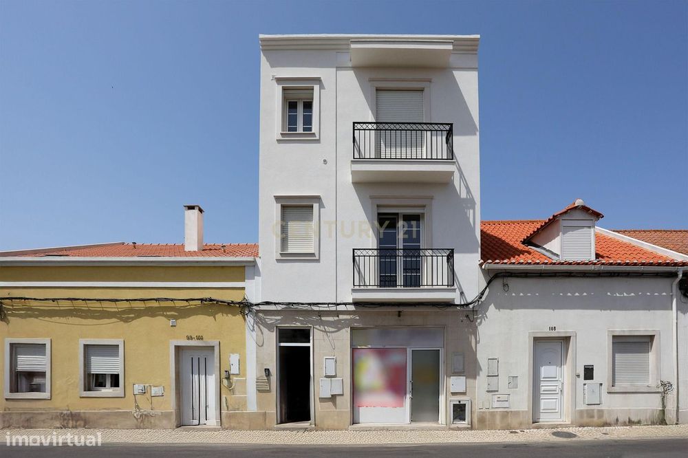 Espetacular Moradia T3 em Montijo com Painéis Solares