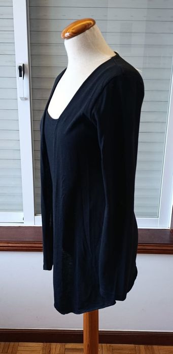 Conjunto de malha, Venca - Novo

- Em preto e em azul
- Tamanho: M

Os