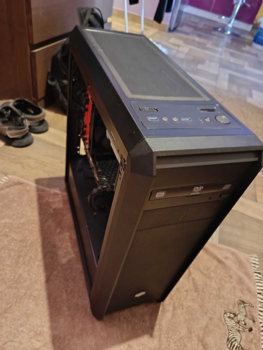 Komputer i5 8600k / 16GB RAM DDR4 / SSD 256 + HDD 1TB / GTX 1060 (6GB)