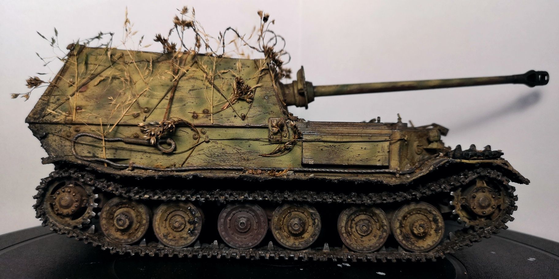 Sd.Kfz. 184 Ferdinand Zvezda gotowy model  1/35