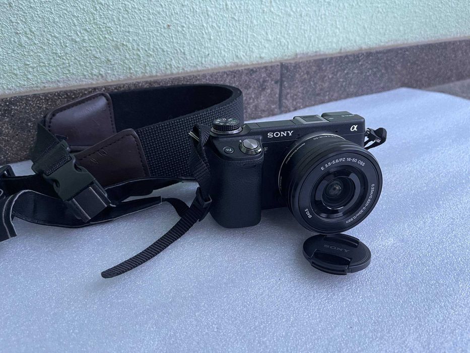 Sony Alpha NEX-6