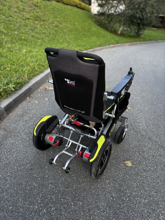 Sprzedam elektryczny wozek inwalidzki