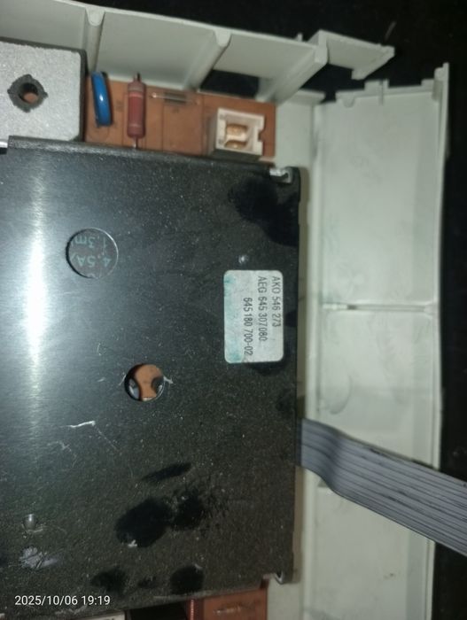 Мотор двигун на пральну машину АЄГ пралку AEG  стиральную машину АЕГ